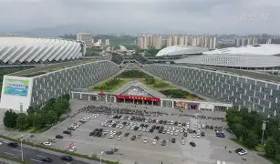 熊猫体育官网-广东金狮激战福建星群，稳居榜首 